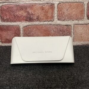 MICHAEL KORS White Envelope Snap Style Hard Side Glasses Case